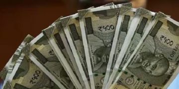 എസ്ബിഐ എഫ്ഡിയോ, പോസ്റ്റ് ഓഫീസ് സ്കീമോ; മികച്ച വരുമാനത്തിന് എവിടെ നിക്ഷേപിക്കും