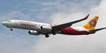 നെടുമ്പാശ്ശേരിയിൽ നിന്ന് പോയ എയർ ഇന്ത്യ എക്സ്പ്രസിൽ പുക, അര മണിക്കൂർ പറന്ന വിമാനം തിരിച്ചിറക്കി