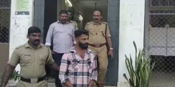 പാമ്പിനെ കൊണ്ട് ഗൃഹനാഥനെ കൊല്ലിക്കാൻ ശ്രമം ; പ്രതി പിടിയിൽ