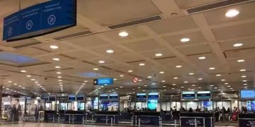 മതിയായ രേഖകളില്ല; ഗാര്‍ഹിക തൊഴിലാളികള്‍ ഉള്‍പ്പെടെ 62 പ്രവാസികളെ കുവൈത്തില്‍ നിന്ന് നാടുകടത്തി