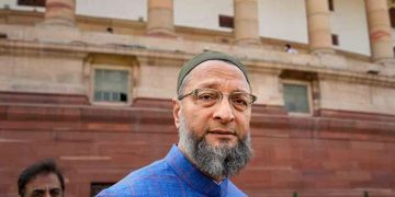 കോടതികളുടെ അവകാശം കവർന്നെടുക്കുന്നു: നൂഹിലെ ബുൾഡോസർ നടപടിക്കെതിരെ ഉവൈസി