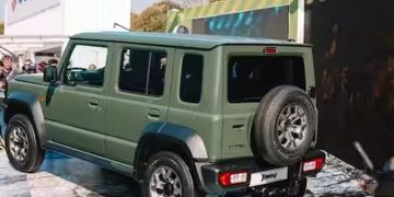 പട്ടാളവേഷത്തില്‍ ആഫ്രിക്കയെ ഞെട്ടിച്ച് ഇന്ത്യയുടെ സ്വന്തം ജിംനി