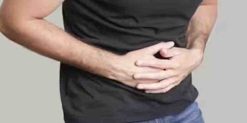 വൻകുടൽ കാൻസർ ; ശരീരം മുൻകൂട്ടി കാണിക്കുന്ന ലക്ഷണങ്ങൾ