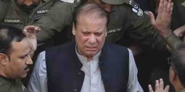 ‘ഇന്ത്യ ചന്ദ്രനിലെത്തി, ജി20ക്ക് ആതിഥ്യം വഹിച്ചു, പാകിസ്ഥാൻ ഇപ്പോഴും ഭിക്ഷ യാചിക്കുന്നു’; വിമർശനവുമായി ഷെരീഫ്