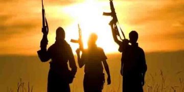 ഇന്ത്യ തെരയുന്ന കൊടും ഭീകരൻ; പാക് അധീന കാശ്മീരിൽ നിസ്കാരത്തിനിടെ അജ്ഞാതർ വെടിവെച്ച് കൊന്നു