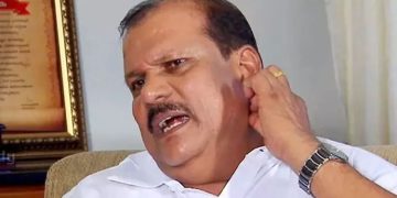 സോളാർ പീഡനക്കേസിൽ ഉമ്മന്‍ചാണ്ടിക്കെതിരായ മൊഴി പരാതിക്കാരി എഴുതിനല്‍കി ; പി.സി ജോർജ്