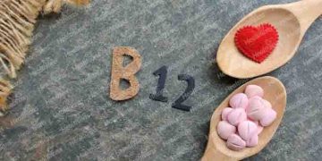 വിറ്റാമിൻ ബി 12ന്‍റെ കുറവുണ്ടോ? അറിയാം ലക്ഷണങ്ങളും കഴിക്കേണ്ട ഭക്ഷണങ്ങളും…