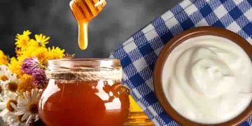തൈരിനൊപ്പം തേന്‍ ചേര്‍ത്ത് കഴിക്കാറുണ്ടോ? അറിയാം ഗുണങ്ങള്‍…
