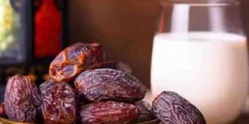 ഈന്തപ്പഴം പാലിൽ കുതിർത്ത് കഴിക്കാറുണ്ടോ? എങ്കില്‍ നിങ്ങളറിയേണ്ടത്…