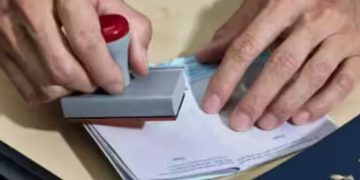 ഒമാനില്‍ 2,700 വിദേശികള്‍ക്ക് ദീര്‍ഘകാല വിസ അനുവദിച്ചു