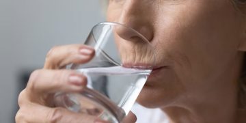 വായ ഉണങ്ങി വരളാൻ കാരണം മരുന്നുകളുടെ പാർശ്വഫലമോ ? ; ഡോക്ടർ പറയുന്നു