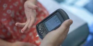 രക്തത്തിലെ പഞ്ചസാര കുറയ്ക്കാന്‍ പതിവായി കഴിക്കാം ഈ ഭക്ഷണങ്ങള്‍…