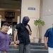 വീട്ടുജോലിക്കാരിയായ 12കാരിയെ നാല് ദിവസം മുറിയിൽ പൂട്ടിയിട്ട് കുടുംബത്തിന്റെ ക്രൂരത