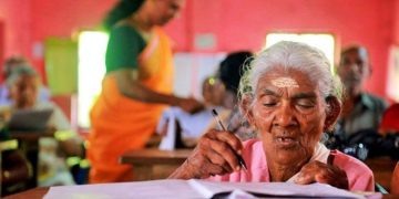 അക്ഷരലക്ഷം പരീക്ഷയിലെ റാങ്ക് ജേതാവ് കാർത്ത്യായനിയമ്മ അന്തരിച്ചു