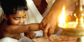 ഇന്ന് വിദ്യാരംഭം, അക്ഷര മുറ്റത്തേക്ക് ആദ്യാക്ഷരം കുറിക്കാൻ കുരുന്നുകൾ