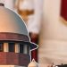 ‘ഇത് ചന്തയാണെന്ന് കരുതിയോ?’; കോടതിമുറിയിൽ ഫോണിൽ സംസാരിച്ച അഭിഭാഷകനെതിരെ നടപടിയുമായി ചീഫ് ജസ്റ്റിസ്