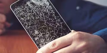 സ്മാര്‍ട്ട്ഫോണ്‍ ഉപയോഗിക്കുന്നവര്‍ക്ക് ഇതിലും വലിയ സന്തോഷ വാര്‍ത്തയില്ല; സ്ക്രീനിലെ സ്ക്രാച്ച് ഒരു വിഷയമാകില്ല