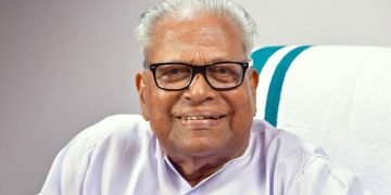 നൂറിന്റെ നിറവിൽ വിഎസ് ; ഇന്ന് നൂറാം പിറന്നാൾ