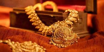 റെക്കോര്‍ഡ് കുതിപ്പിന് ചെറിയ ഇടവേള; സംസ്ഥാനത്ത് ഇന്ന് സ്വര്‍ണവില കുറഞ്ഞു