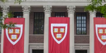 ‘ഇസ്രായേലാണ് കുറ്റക്കാർ’; ഫലസ്തീന് ഐക്യദാർഢ്യവുമായി ഹാർവാർഡ് സംഘടനകൾ