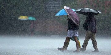 സംസ്ഥാനത്ത് ഇന്നും മഴ തുടരും ; മൂന്ന് ജില്ലകളിൽ ഇന്ന് യെല്ലോ അലർട്ട്