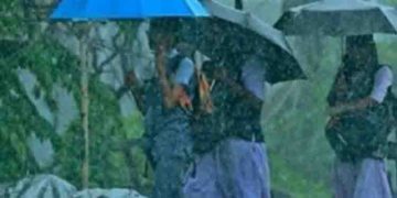 സംസ്ഥാനത്ത് നാളെയും ശക്തമായ മഴയുണ്ടാകും; തിരുവനന്തപുരം ജില്ലയിലെ വിദ്യാഭ്യാസ സ്ഥാപനങ്ങള്‍ക്ക് നാളെ അവധി