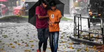 ഏറ്റവും പുതിയ കാലാവസ്ഥ അറിയിപ്പ് , ‘തേജ്’ അതിതീവ്ര ചുഴലിക്കാറ്റായി, തീവ്ര ന്യൂനമർദ്ദവും