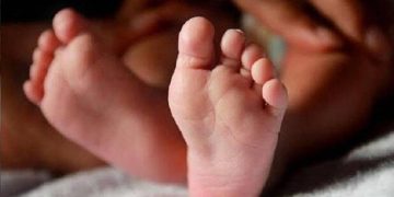 മുലപ്പാൽ തൊണ്ടയിൽ കുടുങ്ങി പിഞ്ചുകുഞ്ഞ് മരിച്ചു