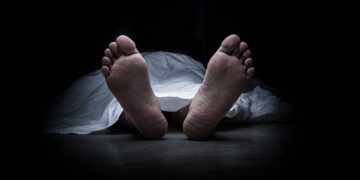 ഹോട്ടല്‍ മുറിയില്‍ അബോധാവസ്ഥയില്‍ കണ്ടെത്തിയ യുവാവ് മരിച്ചു