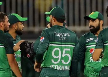 അവസാന ലീഗ് മത്സരത്തിൽ തകർന്ന് പാകിസ്താൻ ; ഇംഗ്ലണ്ടിന് കൂറ്റൻ ജയം