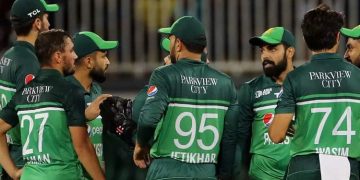 അവസാന ലീഗ് മത്സരത്തിൽ തകർന്ന് പാകിസ്താൻ ; ഇംഗ്ലണ്ടിന് കൂറ്റൻ ജയം