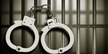 വ്യാജ പാസ്‌പോര്‍ട്ടില്‍ സൗദിയിലേക്ക് കടക്കാന്‍ ശ്രമിച്ചു ; വിമാനത്താവളത്തില്‍ യുവാവ് പിടിയില്‍‌