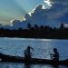 കൊല്ലത്ത് മൂന്നു മാസത്തേക്ക് കക്ക വാരലിന് നിരോധനം