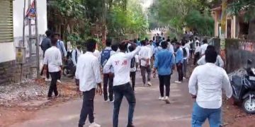 എസ്എഫ്ഐ – എ ബി വി പി വിദ്യാർത്ഥികൾ തമ്മിൽ സംഘർഷം