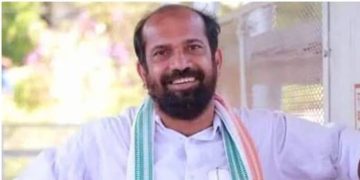 എ സി മൊയ്തീനും പി കെ ബിജുവും പണം കൈപ്പറ്റിയെന്ന് മൊഴി ; സംസ്ഥാന സെക്രട്ടറി മറുപടി പറയണം : അനിൽ അക്കര