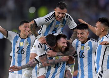 ഫിഫ റാങ്കിംഗില്‍ ബ്രസീലിന് കനത്ത തിരിച്ചടി ; അര്‍ജന്റീന ഒന്നാം സ്ഥാനം നിലനിര്‍ത്തി