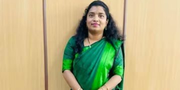 ബംഗളൂരുവിൽ സർക്കാർ ഉദ്യോഗസ്ഥ വീട്ടിൽ കൊല്ലപ്പെട്ട നിലയിൽ