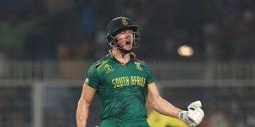 ദക്ഷിണാഫ്രിക്കക്കെതിരെ ഓസ്ട്രേലിയക്ക് 213 റണ്‍സ് വിജയലക്ഷ്യം