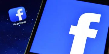 സോഷ്യൽ മീഡിയ പ്ലാറ്റ്‌ഫോമായ ഫേസ്ബുക്ക് പണിമുടക്കി