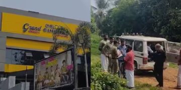 സിനിമ തിയേറ്ററിൽ അതിക്രമം നടത്തിയ 5 പേർക്കെതിരെ കേസ്