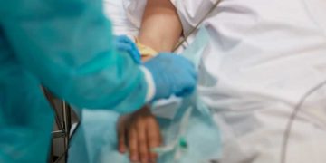 തലശ്ശേരി ഗേള്‍സ് സ്കൂളില്‍ 18 വിദ്യാർത്ഥികൾക്ക് ദേഹാസ്വാസ്ഥ്യം ; ആശുപത്രിയില്‍ പ്രവേശിപ്പിച്ചു