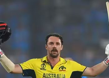 ഇതിഹാസങ്ങൾക്കൊപ്പം ‘ഹെഡ് മാസ്റ്ററായി’ ട്രാവിസ് ഹെഡ്