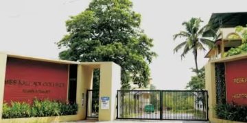 കല്ലടി കോളജില്‍ വിദ്യാര്‍ത്ഥികള്‍ തമ്മില്‍ കൂട്ടയടി ; ഒരു വിദ്യാർത്ഥി കസ്റ്റഡിയിൽ