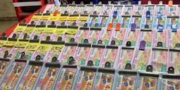 പൂജാ ബമ്പർ ; 12 കോടിയുടെ ഭാഗ്യ നമ്പർ കണ്ടെത്തി