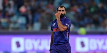 കപ്പ് നേടിയാലും ഇല്ലെങ്കിലും ഷമി തന്നെ ടൂർണമെൻ്റിലെ താരമെന്ന് യുവരാജ് സിംഗ്