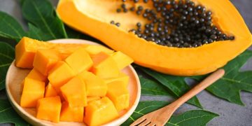 പപ്പായ കഴിക്കുന്നത് കൊണ്ടുള്ള എട്ട് ആരോഗ്യ ഗുണങ്ങള്‍