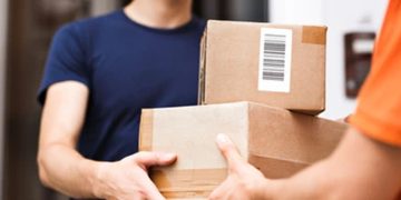 പാഴ്സലിന്‍റെ പേരിലെ കോളുകളിൽ ജാഗ്രത വേണം ; മുന്നറിയിപ്പുമായി പോലീസ്