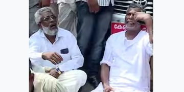 മത്സ്യത്തൊഴിലാളികളുടെ പ്രതിഷേധം ; കോവളത്ത് മന്ത്രി അഹമ്മദ് ദേവ‍ര്‍കോവിലിനെ തടഞ്ഞു