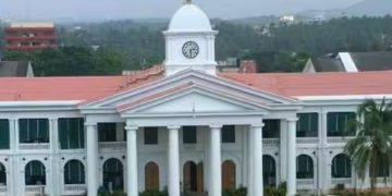 സർക്കാർ ജീവനക്കാരുടെ പങ്കാളിത്ത പെൻഷൻ പുനഃപരിശോധന റിപ്പോർട്ട് പുറത്ത്