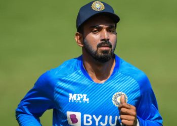 ഒരു ലോകകപ്പിൽ വിക്കറ്റിനു പിന്നിൽ ഏറ്റവുമധികം ഡിസ്മിസലുകൾ ; ദ്രാവിഡിനെ മറികടന്ന് രാഹുൽ